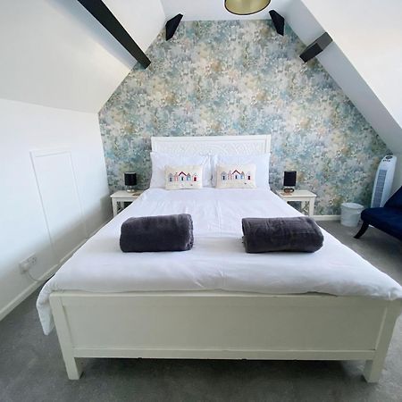 The Beach Hut - 1 Bedroom Apartment Near The Beach Борнмут Экстерьер фото